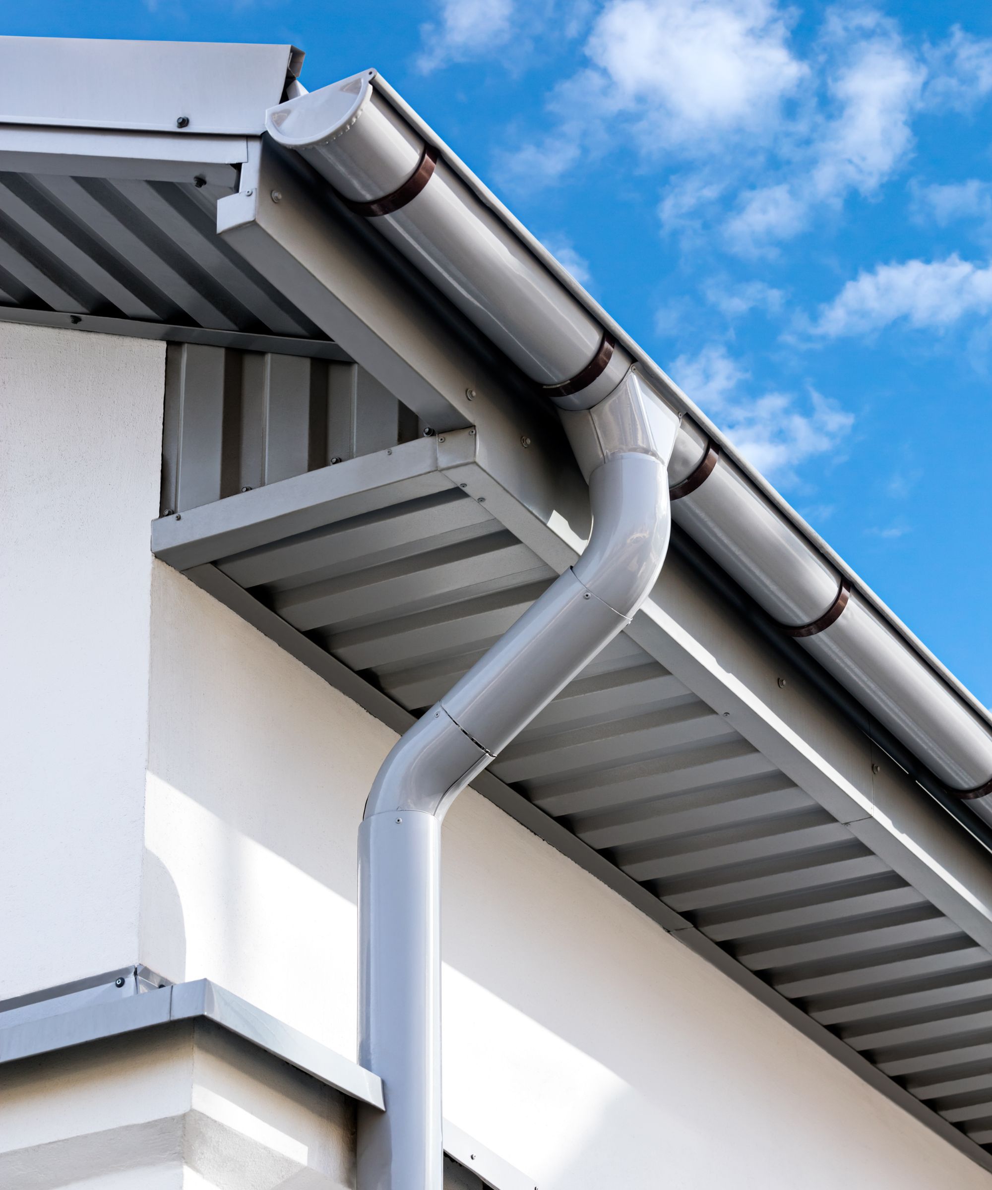 Modern gutter system installation